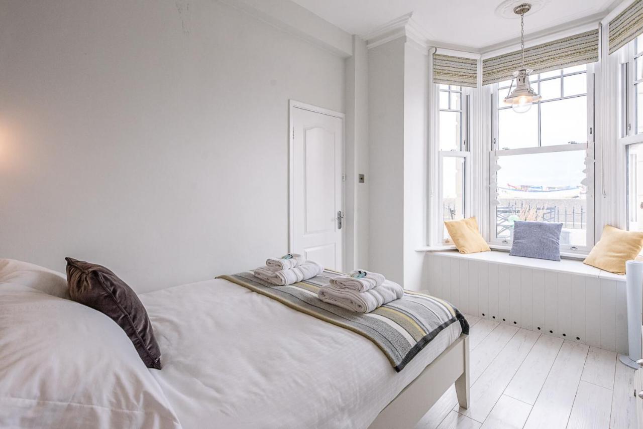 The At Clare House, * Aldeburgh