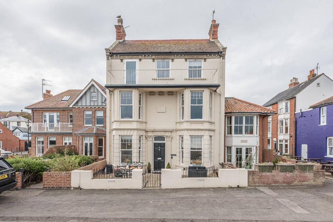The At Clare House, * Aldeburgh
